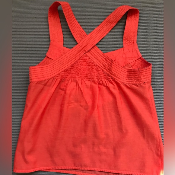 Sweet tank top with Lace Detail - Picture 4 of 6